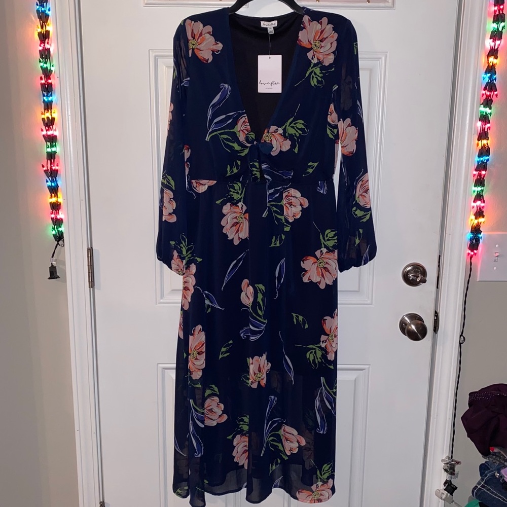 Flower maxi dress with tie clothes front